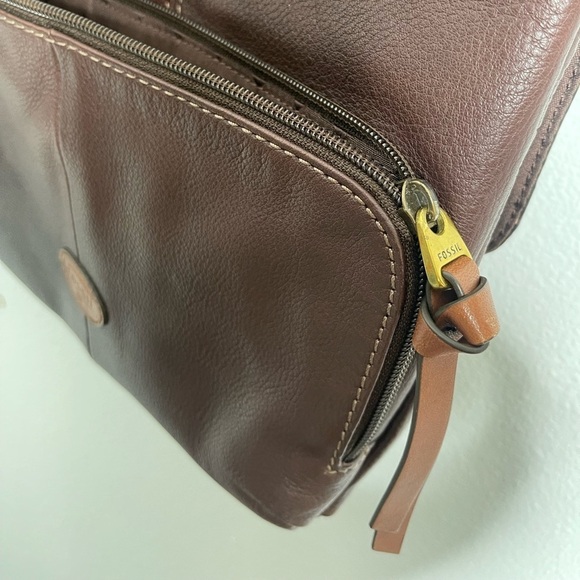 Fossil Morgan Traveler Brown Pebbled Leather Crossbody Purse - Picture 6 of 11